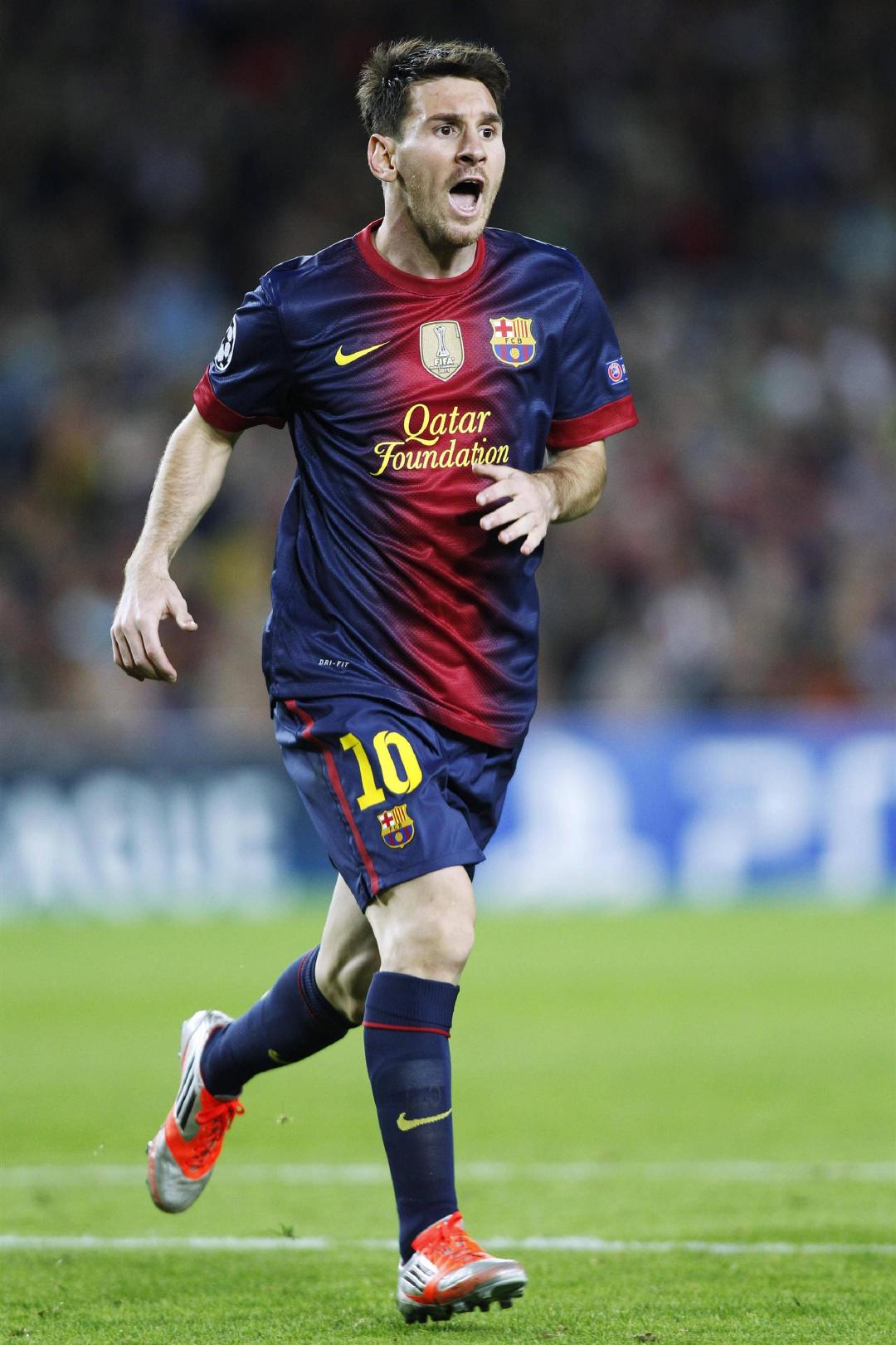 太逗了！《和平精英》上线＂姚安娜同款吃鸡动作＂引热议