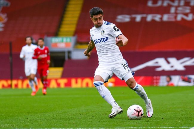 《和平精英》新春短片播放破亿，除夕超8000万日活背后的长青密码