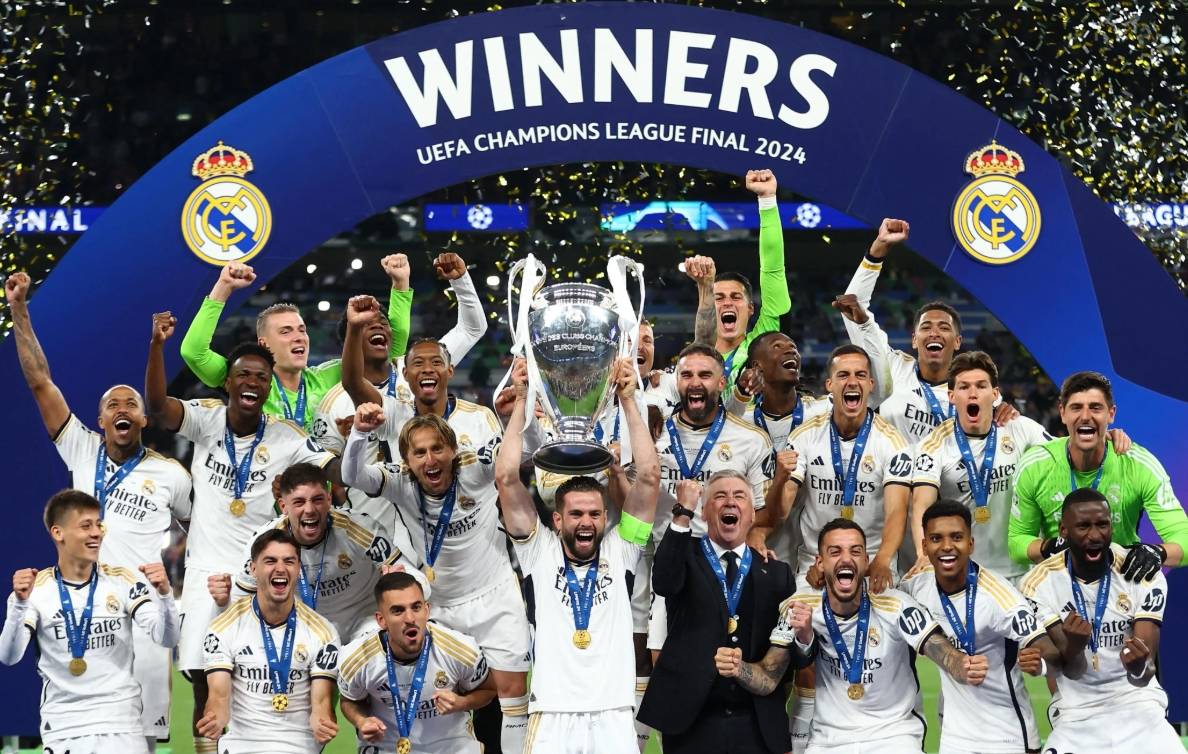 德甲综合：斯图加特逆转法兰克福 汉堡与“药厂”比赛延期