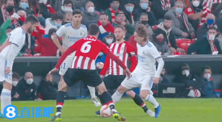 LPL第三阶段：LGD搅动风云，零封EDG，大水鬼跃居第三