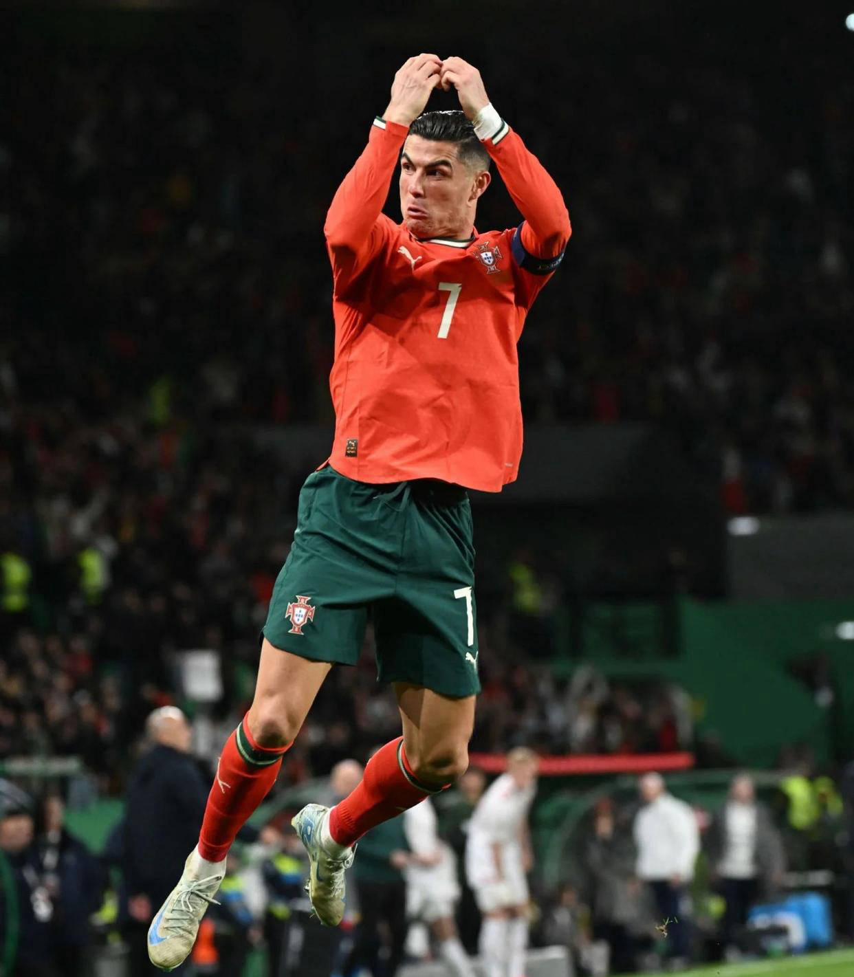 [德甲]第19轮：弗赖堡1-2拜仁慕尼黑 集锦