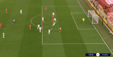 “体育+景区” 哈尔滨市“冰穹之巅”青少年冰球精英赛启幕