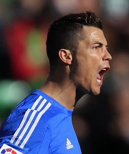 詹皇生涯第23赛季专属徽章细节曝光：感言激动称无比荣幸